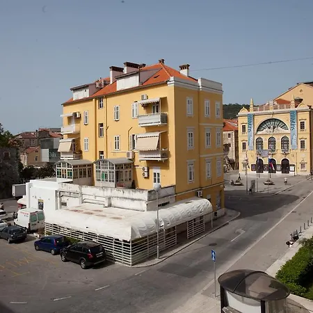 Apartamento Gianina *